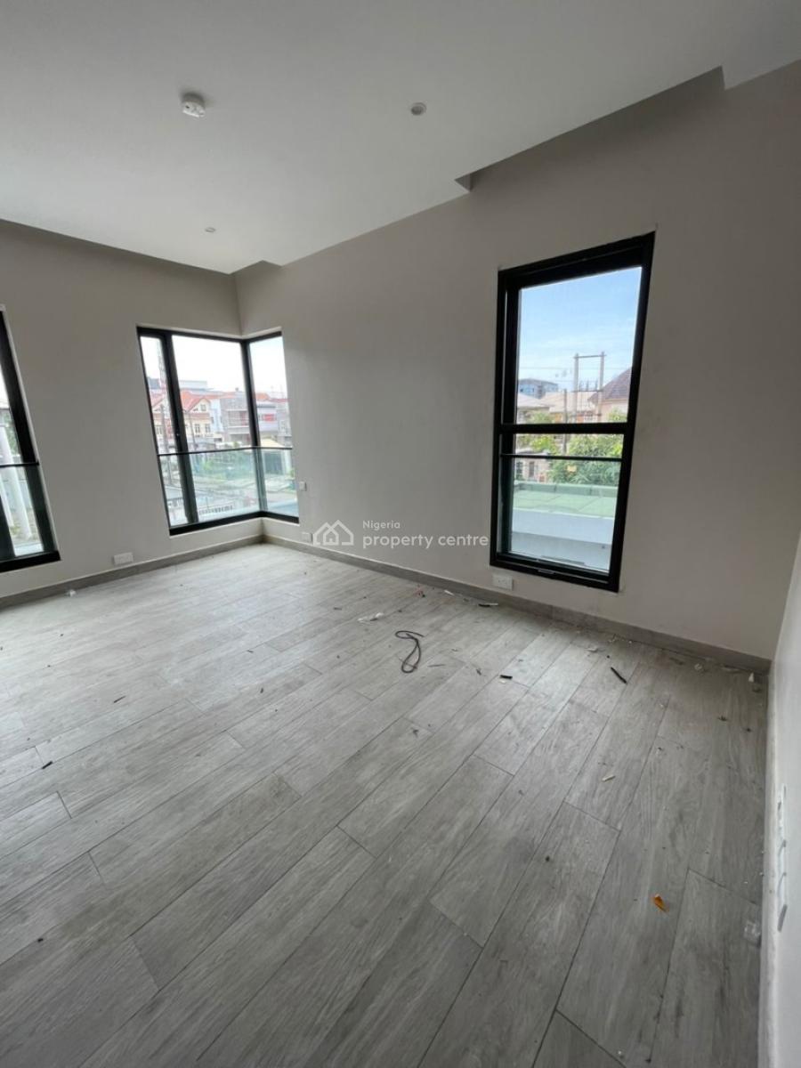 Newly Built and Serviced 3 Bedroom En-suite Terraced Duplex with an En, Lekki Phase 1, Lekki, Lagos, Terraced Duplex for Rent