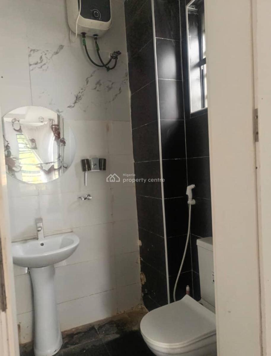 2bedroom Apartment, Ikota, Lekki, Lagos, Flat / Apartment for Rent