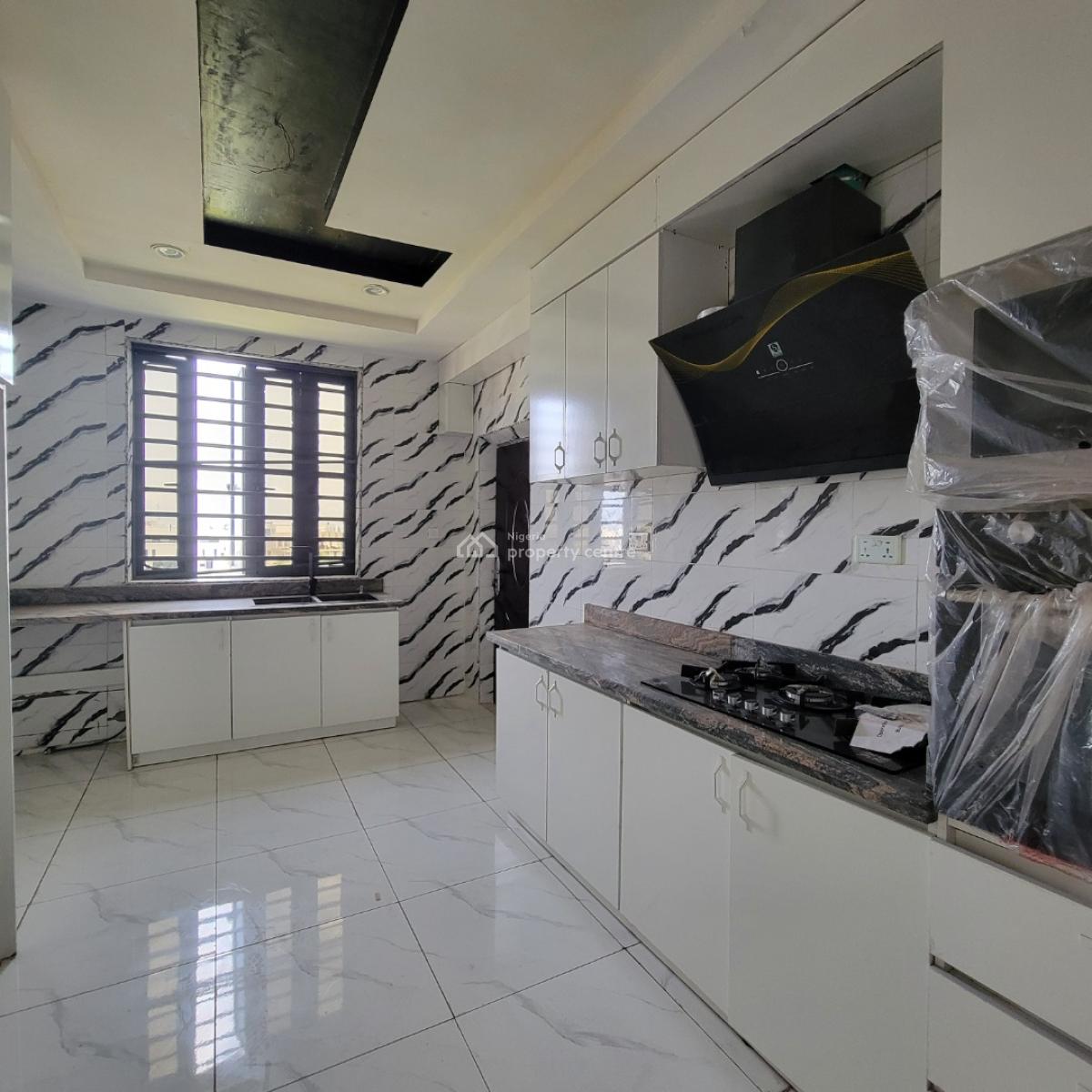 Excellent 2bedroom Apartment Within a Serene Environ, Ikate, Lekki, Lagos, Flat / Apartment for Rent