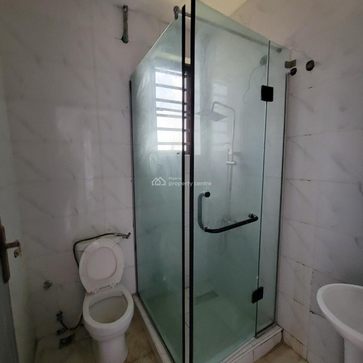 Excellent 2bedroom Apartment Within a Serene Environ, Ikate, Lekki, Lagos, Flat / Apartment for Rent