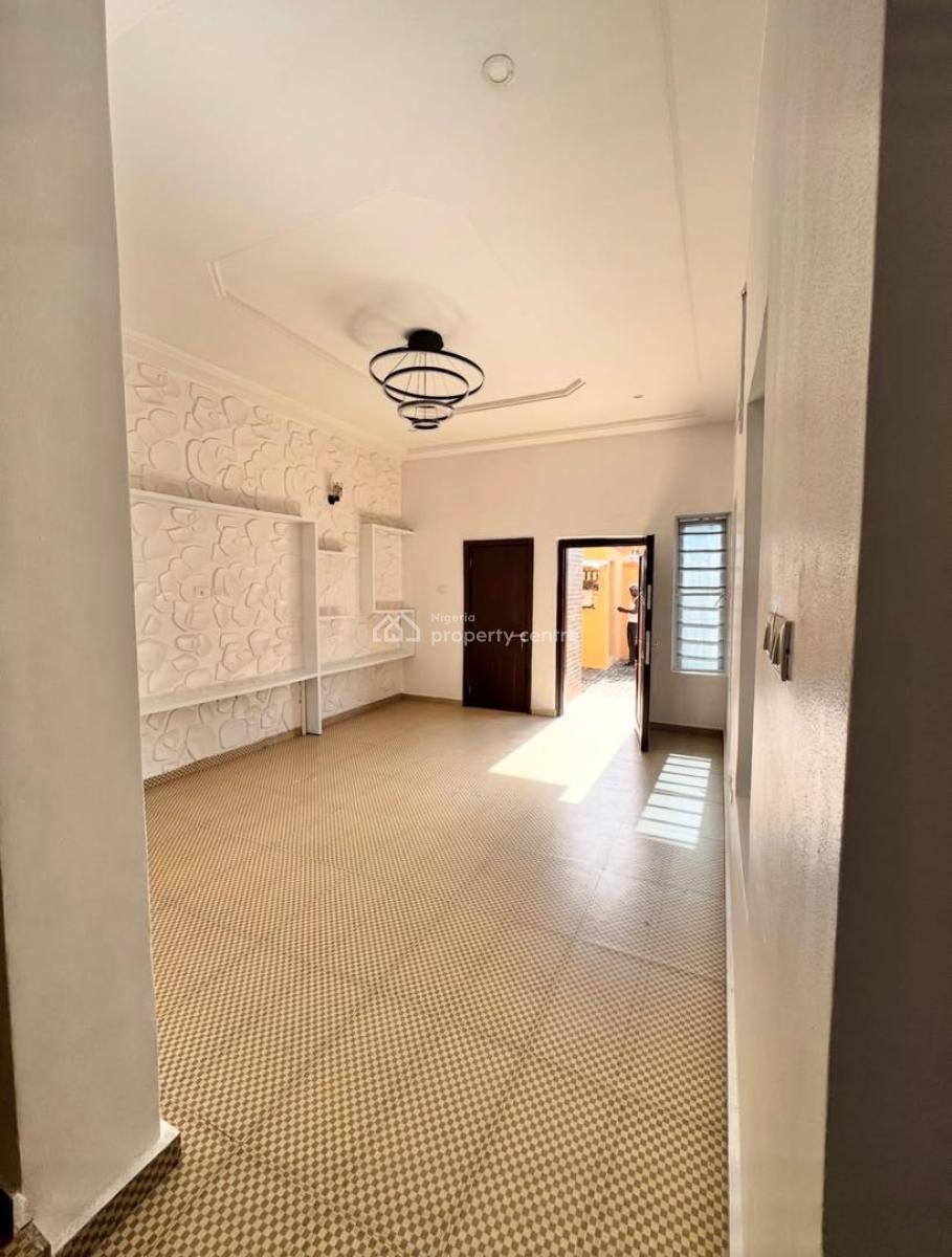 4 Bedrooms, Ologolo, Lekki, Lagos, Semi-detached Duplex for Rent