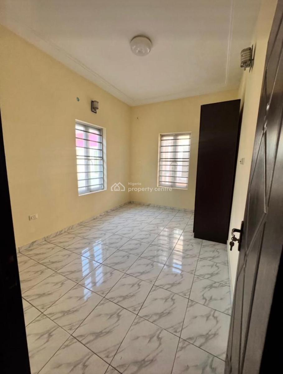 4 Bedrooms, Ologolo, Lekki, Lagos, Semi-detached Duplex for Rent