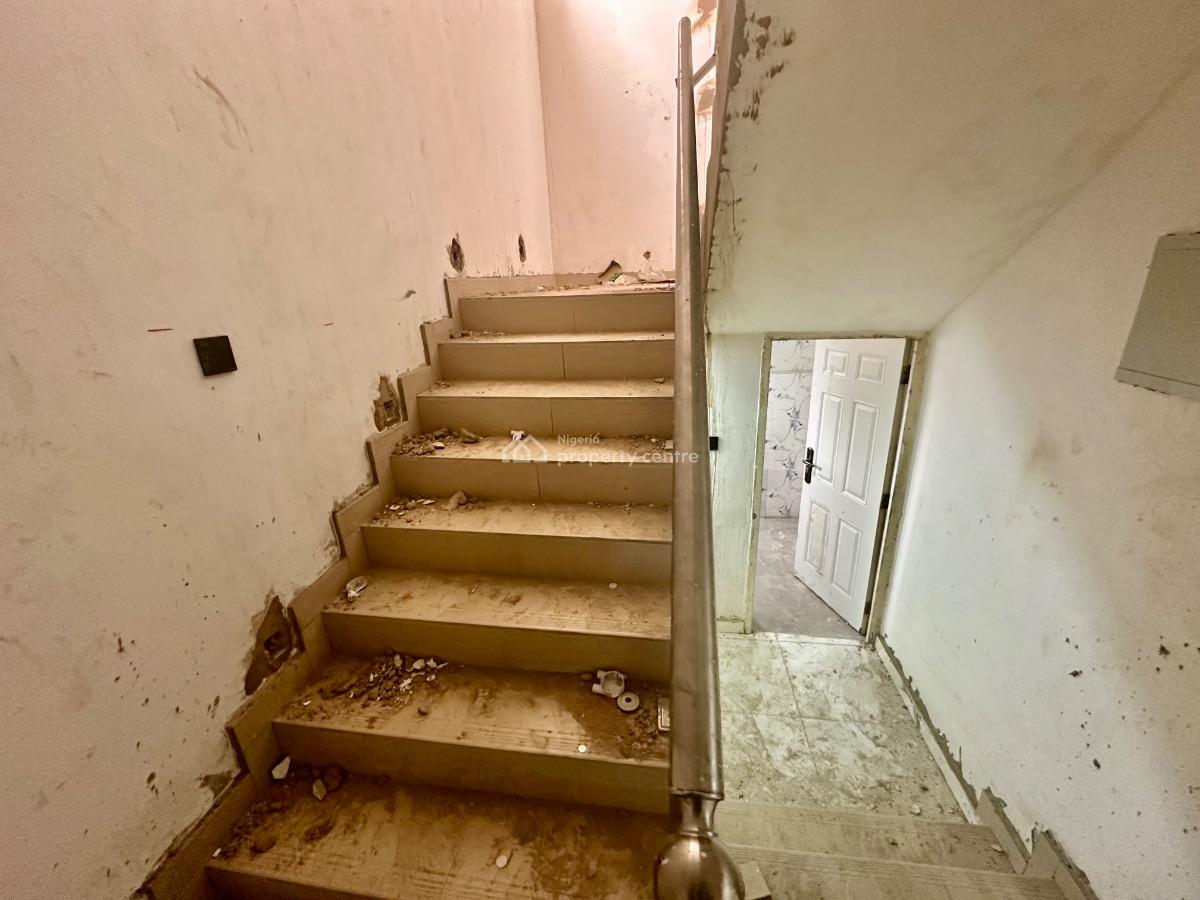 4 Bedroom Semi-detached Duplex with Bq, Maitama District, Abuja, Semi-detached Duplex for Rent