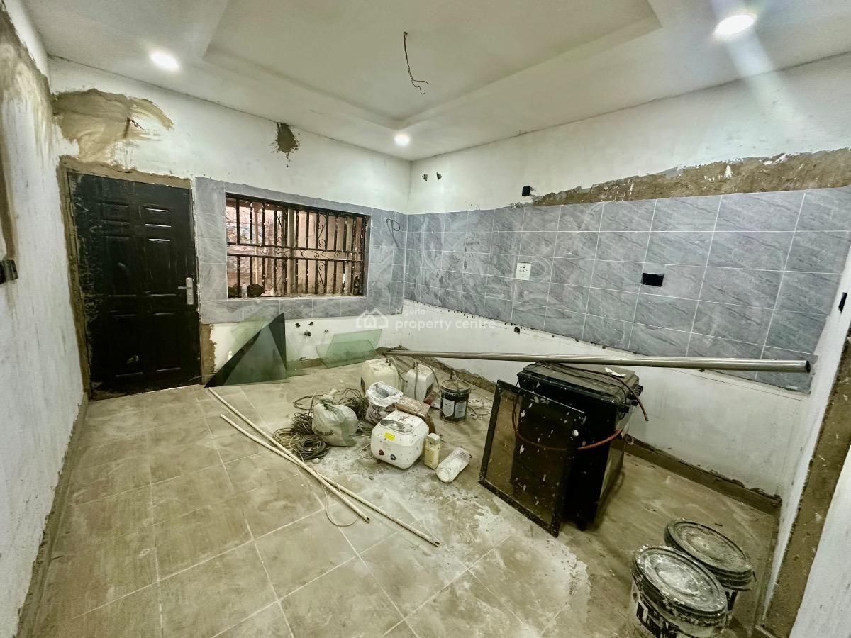 4 Bedroom Semi-detached Duplex with Bq, Maitama District, Abuja, Semi-detached Duplex for Rent