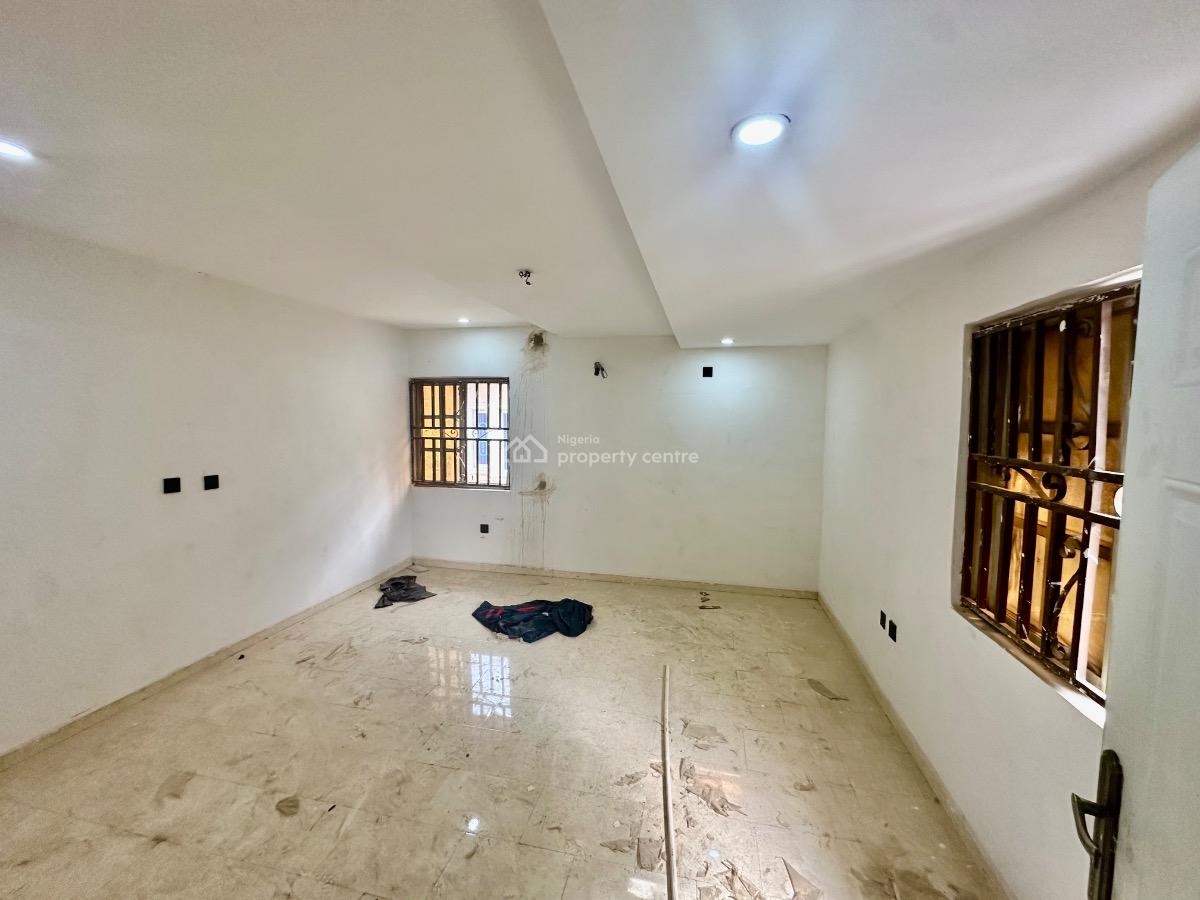 4 Bedroom Semi-detached Duplex with Bq, Maitama District, Abuja, Semi-detached Duplex for Rent