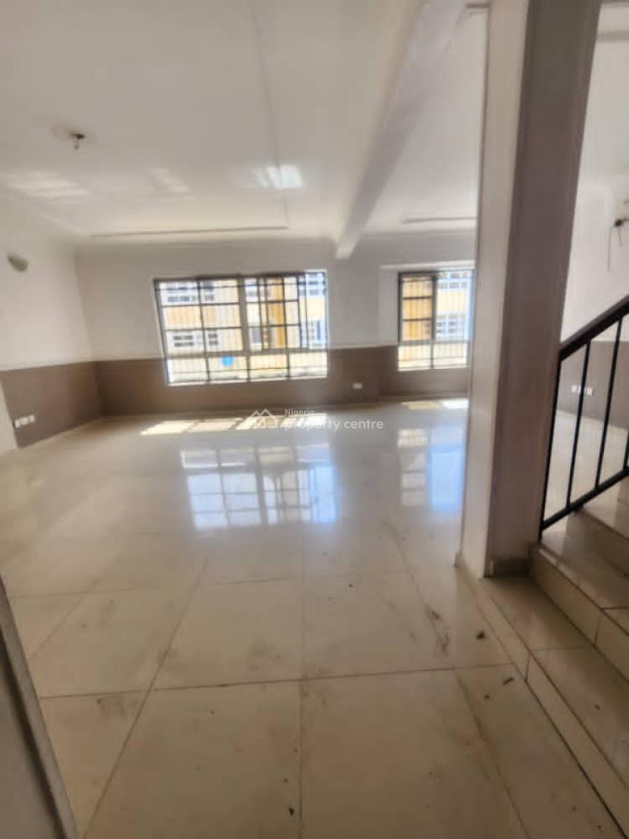 Neatly Used 5 Bedroom Terrace Triplex, Bourdillon Court, Chevron Drive, Lekki, Lagos, Terraced Duplex for Rent