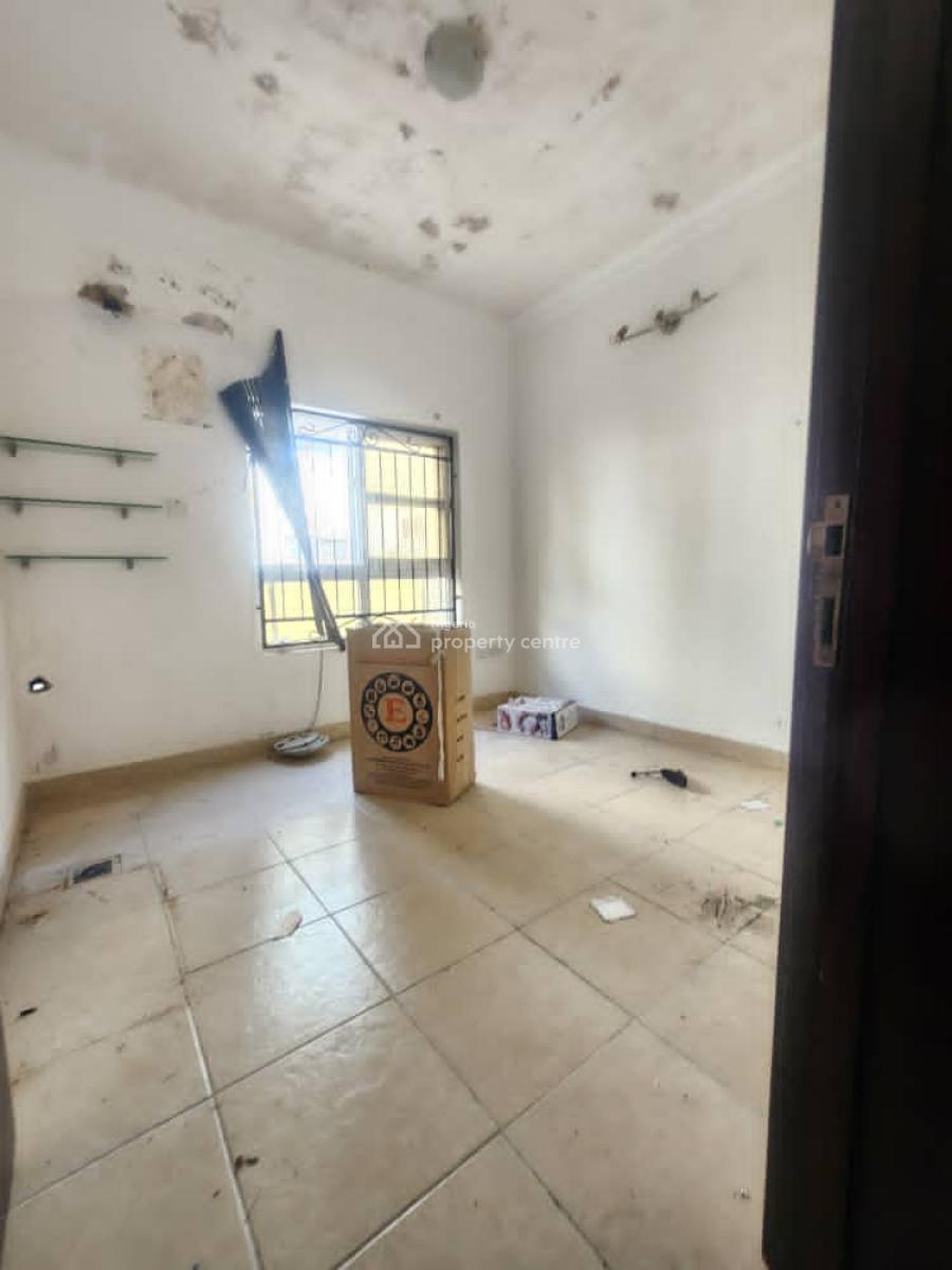 Neatly Used 5 Bedroom Terrace Triplex, Bourdillon Court, Chevron Drive, Lekki, Lagos, Terraced Duplex for Rent