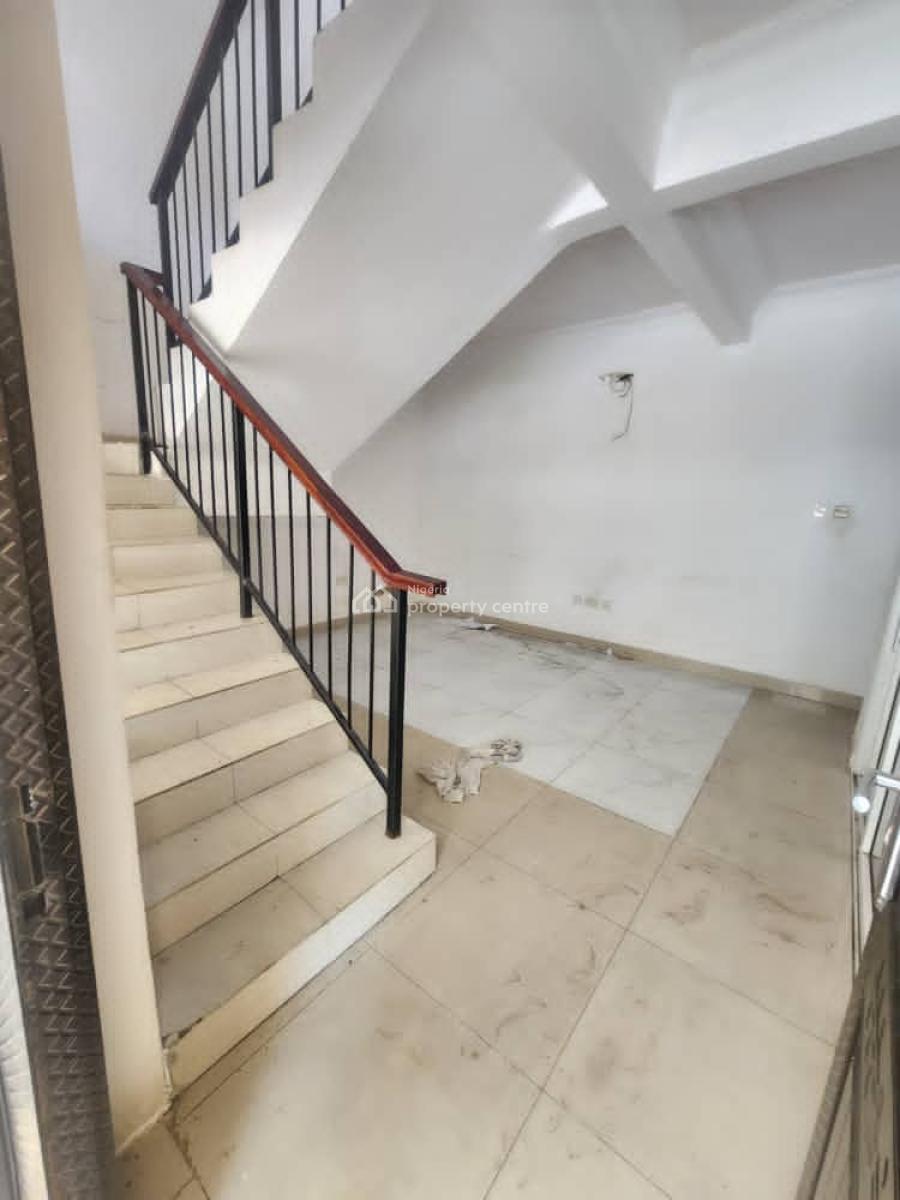 Neatly Used 5 Bedroom Terrace Triplex, Bourdillon Court, Chevron Drive, Lekki, Lagos, Terraced Duplex for Rent