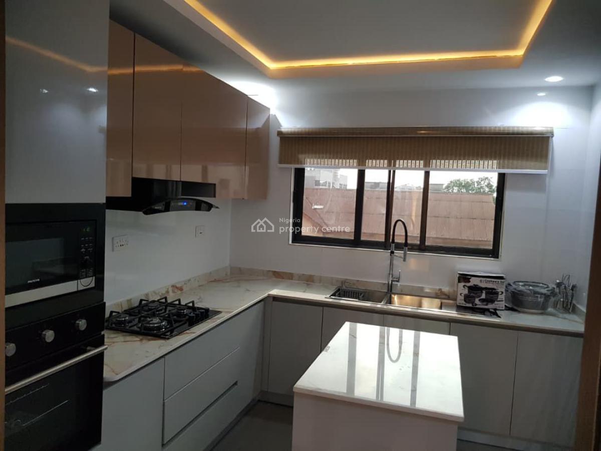 a Fully Furnished and Standard 3bedroom Apartment, Alagomeji Yaba Lagos, Yaba, Lagos, Flat / Apartment for Sale