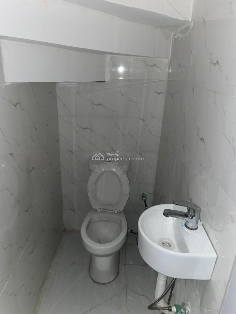 Sharp Lovely 3 Bedroom Apartment Neith Bq and 24hrs Light, Harris Drive Vgc Extension Lekki Eti-osa, Vgc, Lekki, Lagos, Terraced Duplex for Rent