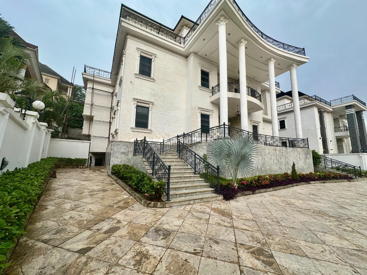 10 Bedrooms Ambassadorial Mansion, Maitama District, Abuja, Detached Duplex for Sale