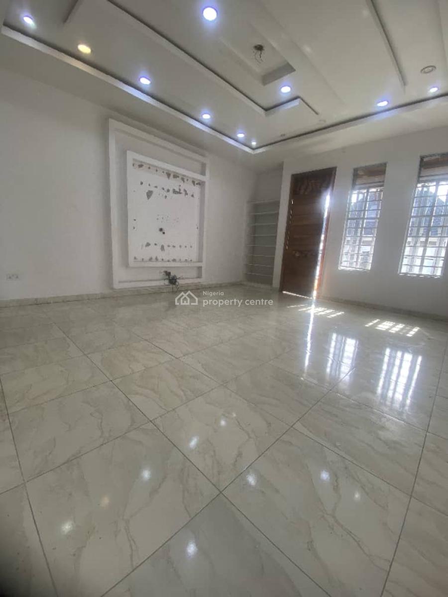 Master Bedroom, Oral Estate, Lekki Phase 1, Lekki, Lagos, Flat / Apartment for Rent