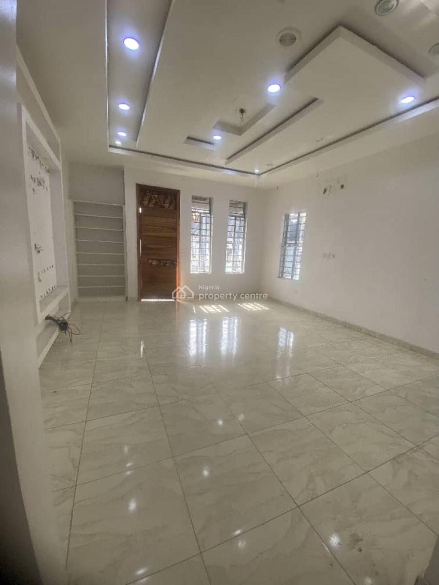 Master Bedroom, Oral Estate, Lekki Phase 1, Lekki, Lagos, Flat / Apartment for Rent