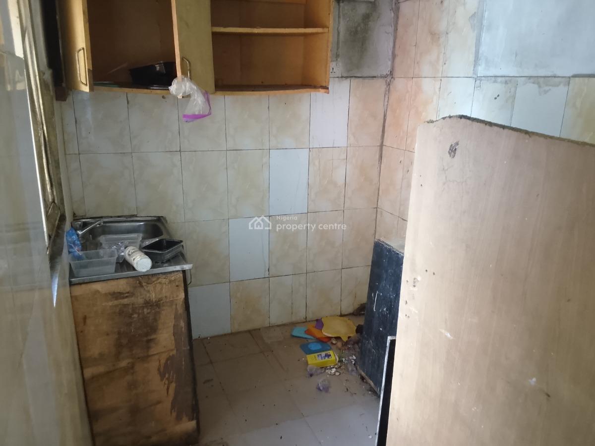 Mini Flat Available in a Gated Estate, 1 Ayodele Awodeyi Close Osapa Lekki Lagos, Osapa, Lekki, Lagos, Mini Flat (room and Parlour) for Rent