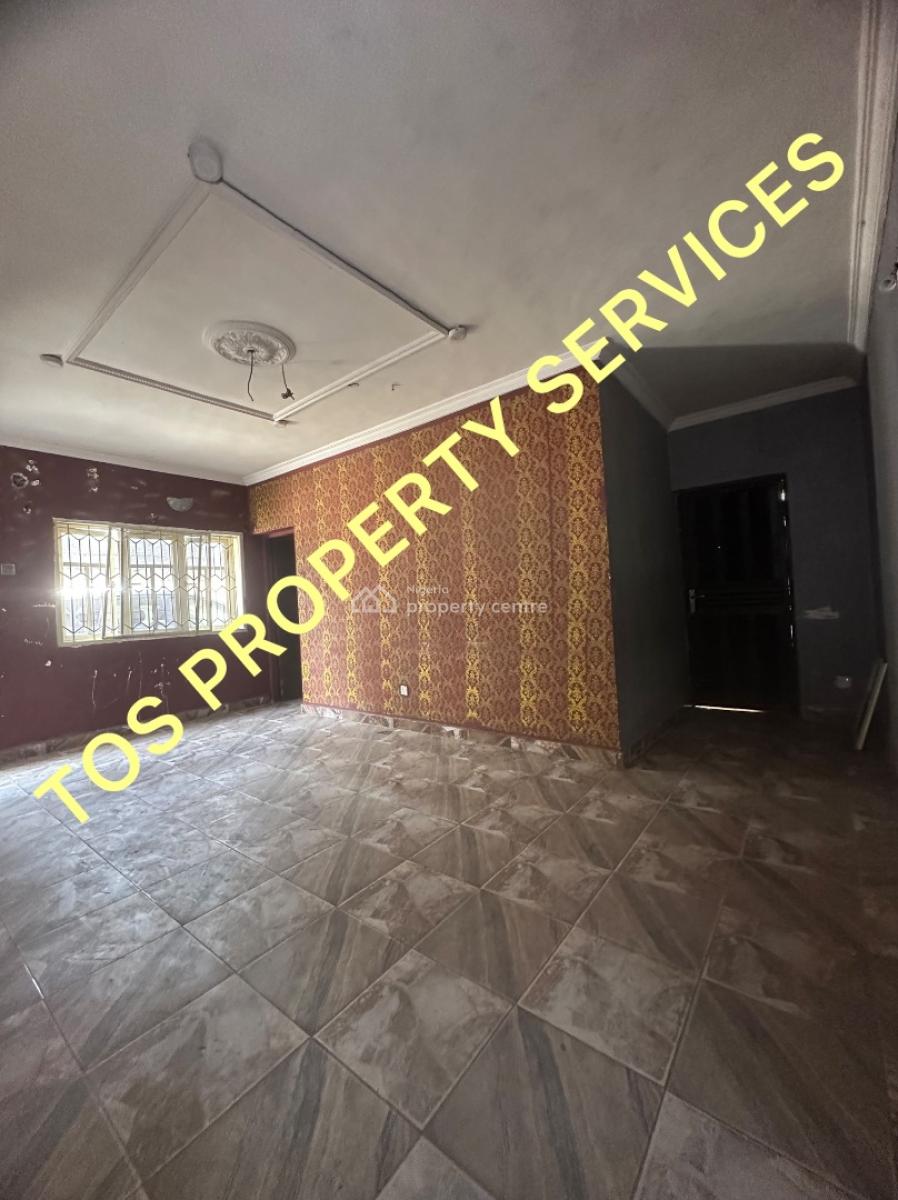 Spacious 3 Bedroom Flat, in a Serene Neighborhood of Yaba, Yaba, Lagos, Flat / Apartment for Rent