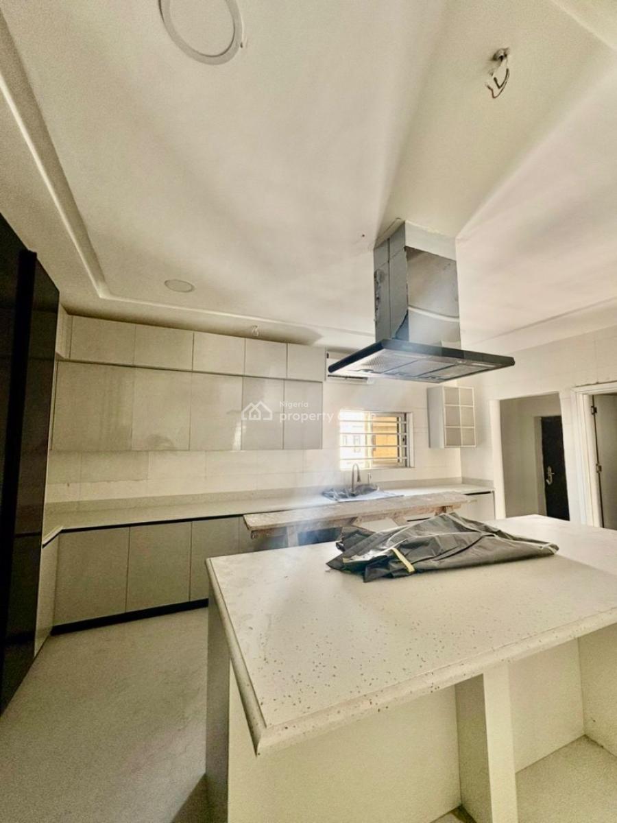 2 Years Needed: Coporate Use: 9 Units Apartments, Ikate, Lekki, Lagos, House for Rent