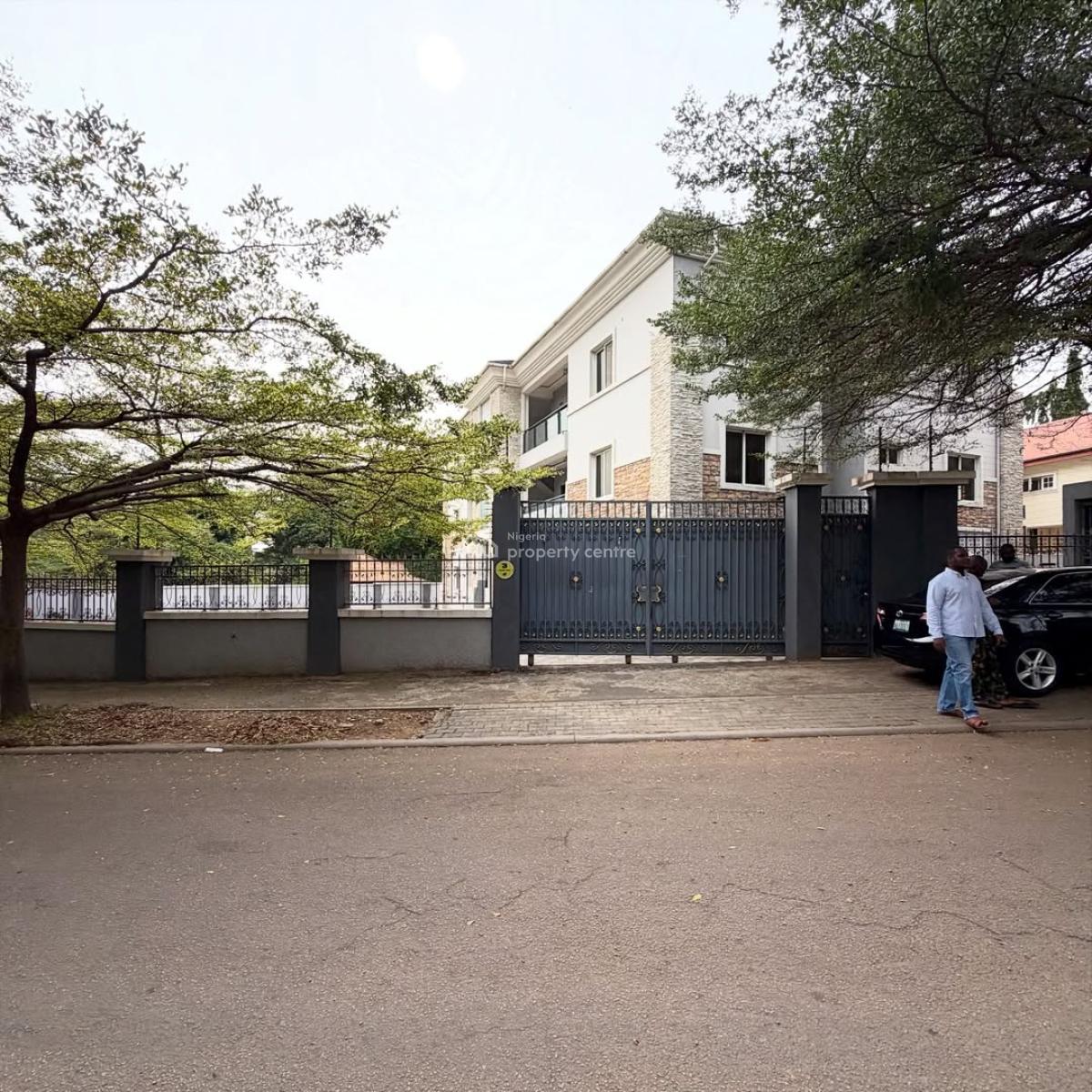 Block of Apartments (6 Units of 3-bedroom + Bq), Maitama District, Abuja, Block of Flats for Sale