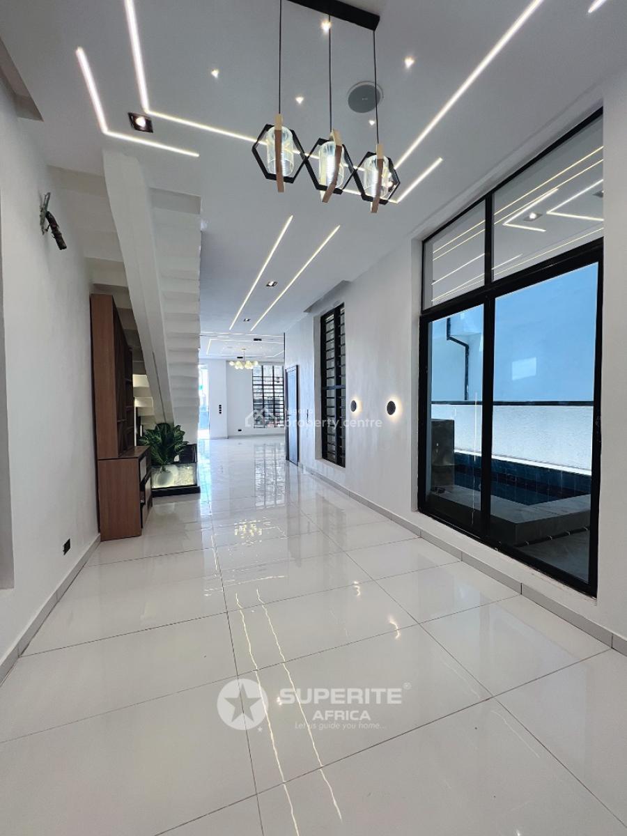 5-bedroom Fully-detached Duplex, Vgc, Lekki, Lagos, Detached Duplex for Sale