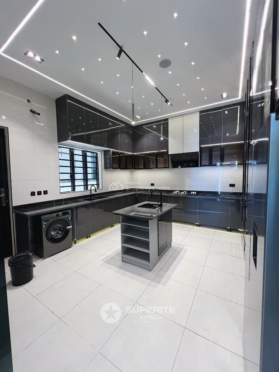 5-bedroom Fully-detached Duplex, Vgc, Lekki, Lagos, Detached Duplex for Sale