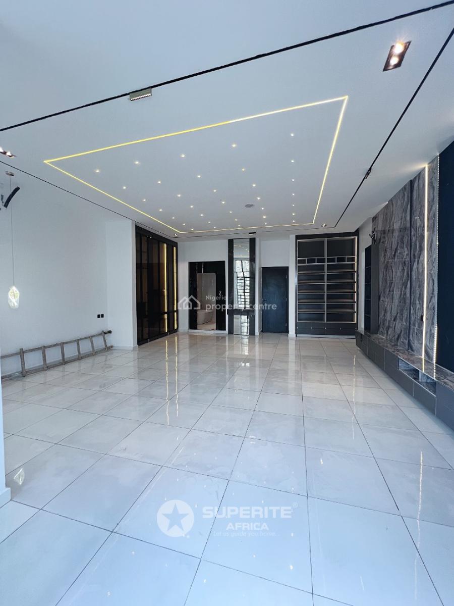 5-bedroom Fully-detached Duplex, Vgc, Lekki, Lagos, Detached Duplex for Sale