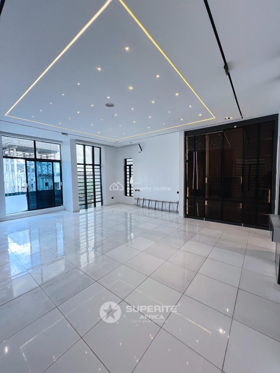 5-bedroom Fully-detached Duplex, Vgc, Lekki, Lagos, Detached Duplex for Sale