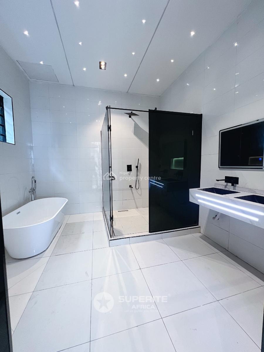 5-bedroom Fully-detached Duplex, Vgc, Lekki, Lagos, Detached Duplex for Sale