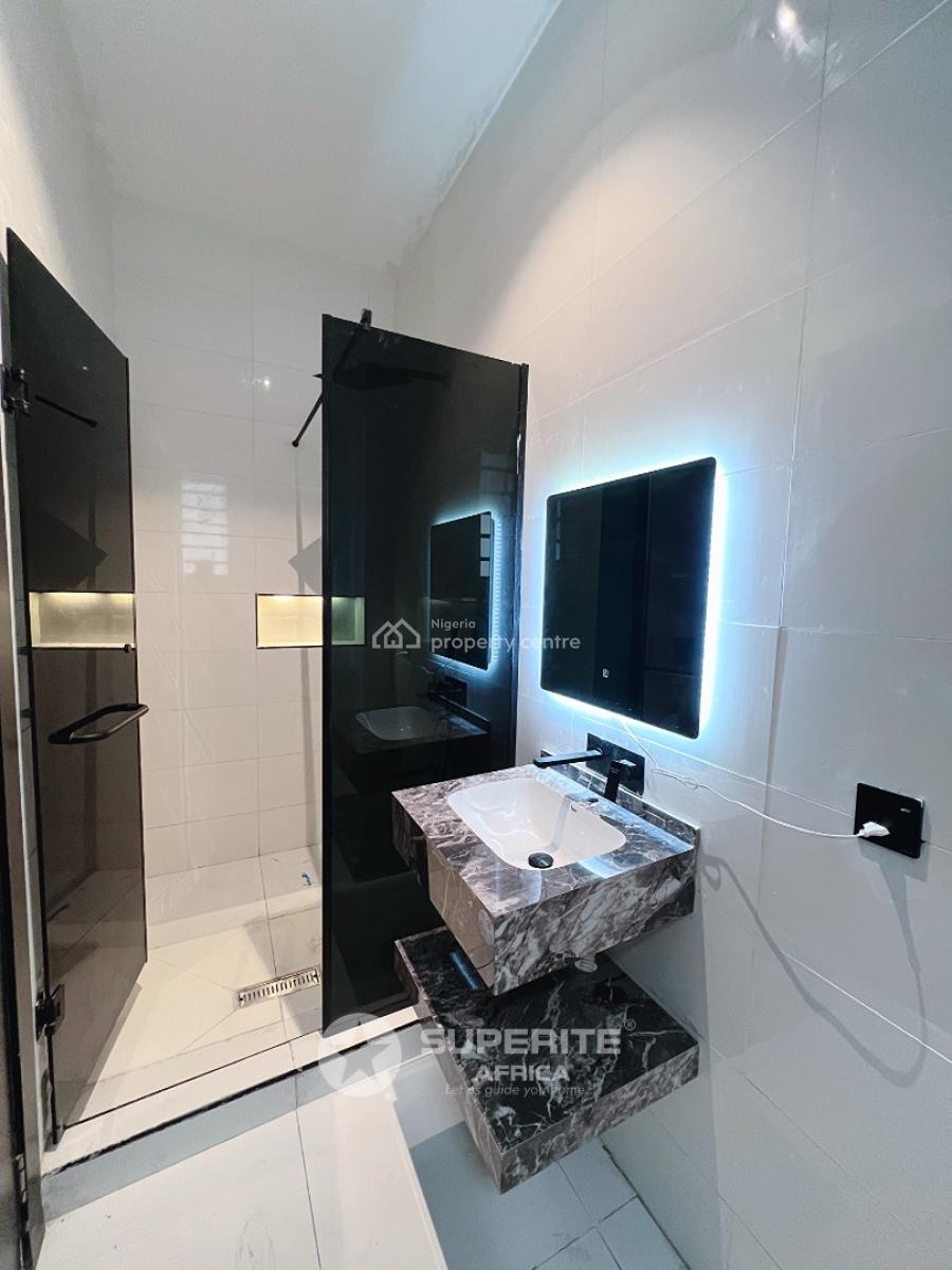 5-bedroom Fully-detached Duplex, Vgc, Lekki, Lagos, Detached Duplex for Sale