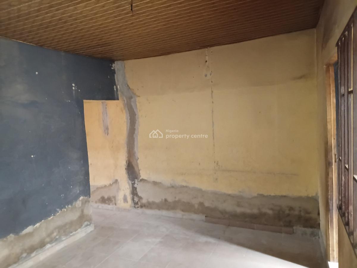 a Very Spacious Mini-flat, Near Martins Bus Stop, Ojodu, Lagos, Mini Flat (room and Parlour) for Rent