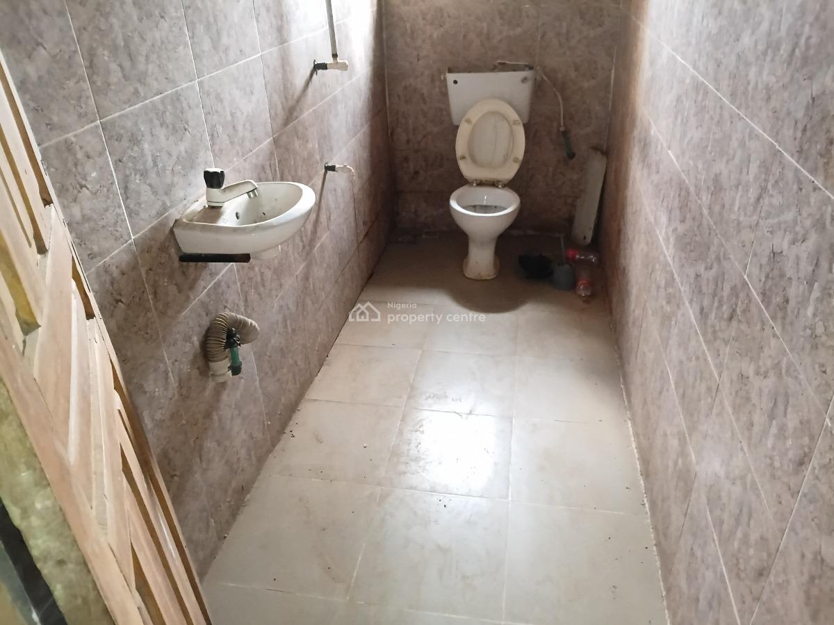 a Very Spacious Mini-flat, Near Martins Bus Stop, Ojodu, Lagos, Mini Flat (room and Parlour) for Rent