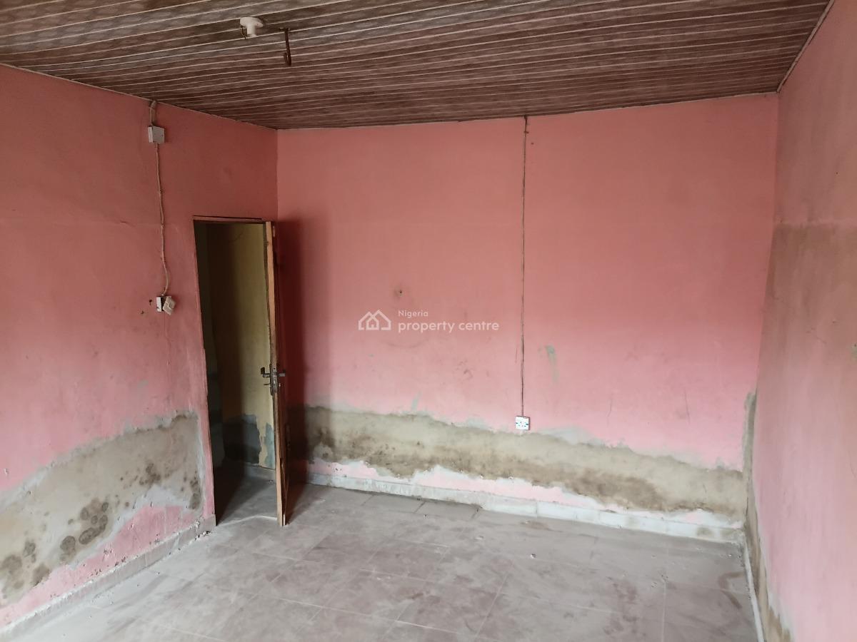 a Very Spacious Mini-flat, Near Martins Bus Stop, Ojodu, Lagos, Mini Flat (room and Parlour) for Rent