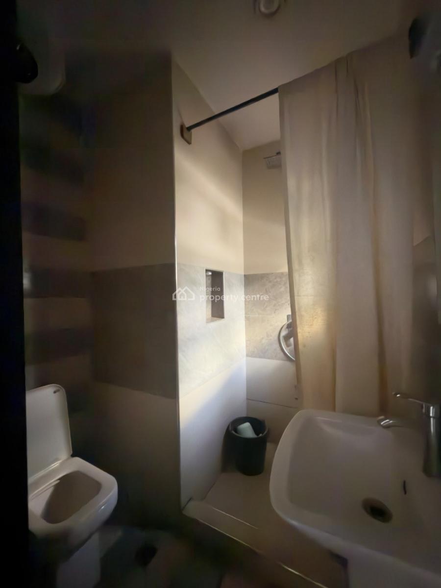 Newly Vacated 3 Bedroom Flat, Galadimawa, Galadimawa, Abuja, Flat / Apartment for Rent