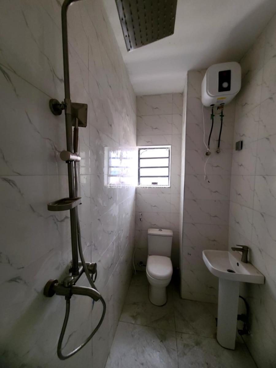 Luxury and Spacious 2-bedroom Apartment, Salami Street, Iwaya, Yaba, Lagos, Flat / Apartment for Rent