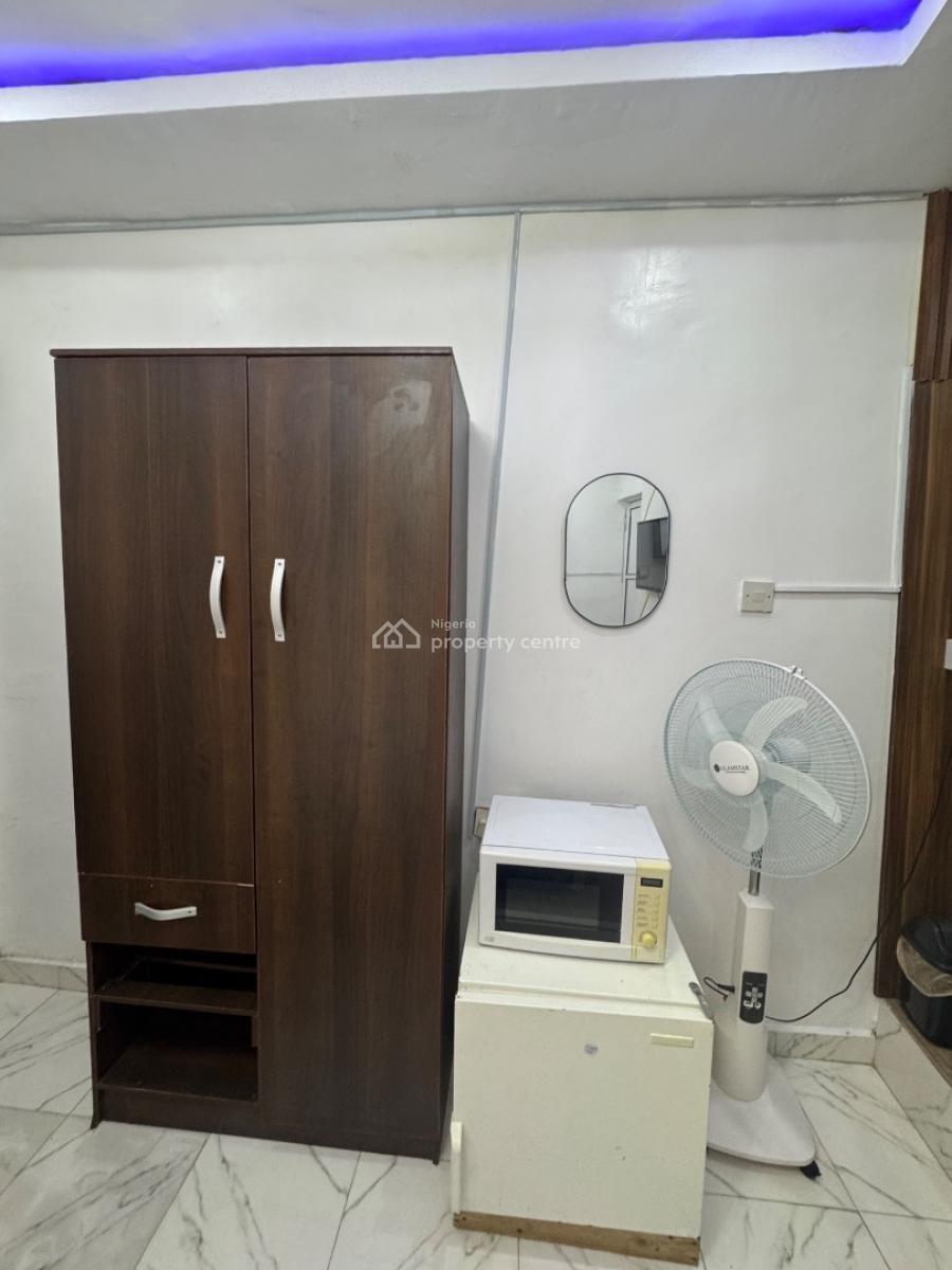 Studio Apartment in Pam Groove, Lisabi Street, Pam Groove, Palmgrove, Shomolu, Lagos, Self Contain (single Rooms) Short Let