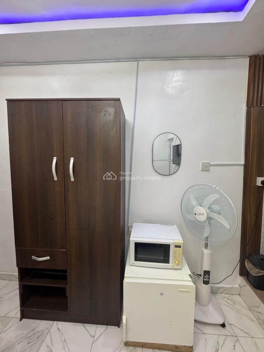 Studio Apartment in Pam Groove, Lisabi Street, Pam Groove, Palmgrove, Shomolu, Lagos, Self Contain (single Rooms) Short Let