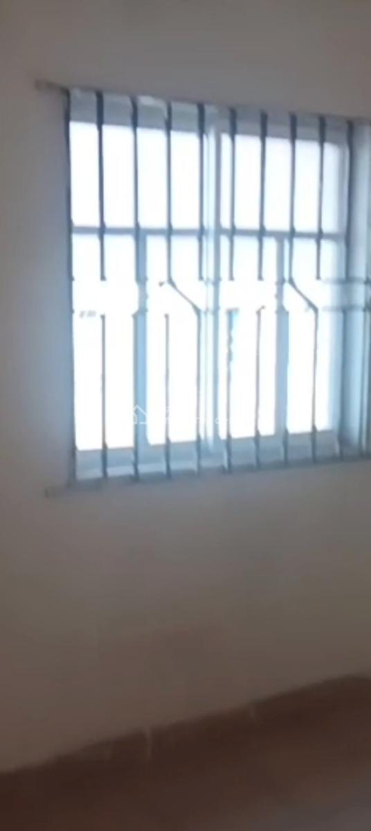Vacant Spacious 2bedroom at Isuti Via Igando, Off Isuti Road Via Igando, Igando, Ikotun, Lagos, Flat / Apartment for Rent