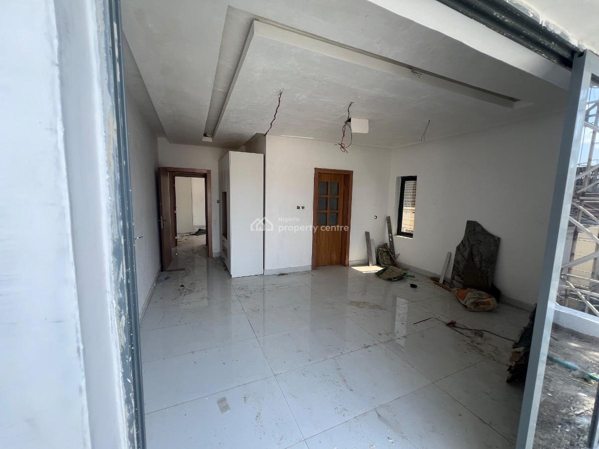 2 Bedroom Apartment with Bq, Babatope Bejide Crescent, Lekki Phase 1, Lekki, Lagos, Flat / Apartment for Sale