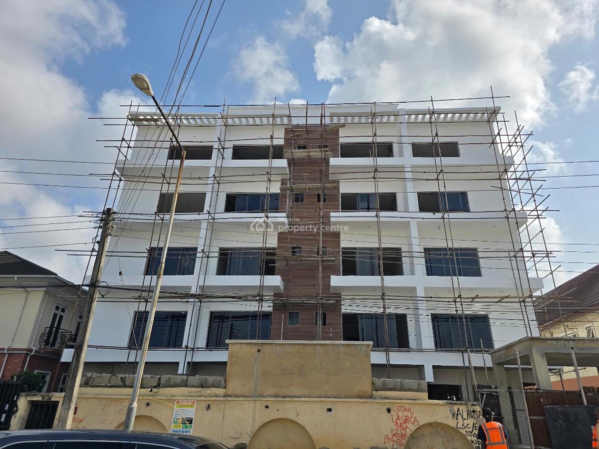 2 Bedroom Apartment with Bq, Babatope Bejide Crescent, Lekki Phase 1, Lekki, Lagos, Flat / Apartment for Sale