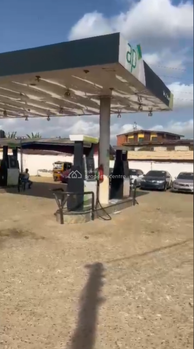 Filling Station Idimu--ejigbo Road Lagos -- 2,100sqm Petrol Station, Idimu-ejigbo Road, Idimu, Lagos, Filling Station for Sale