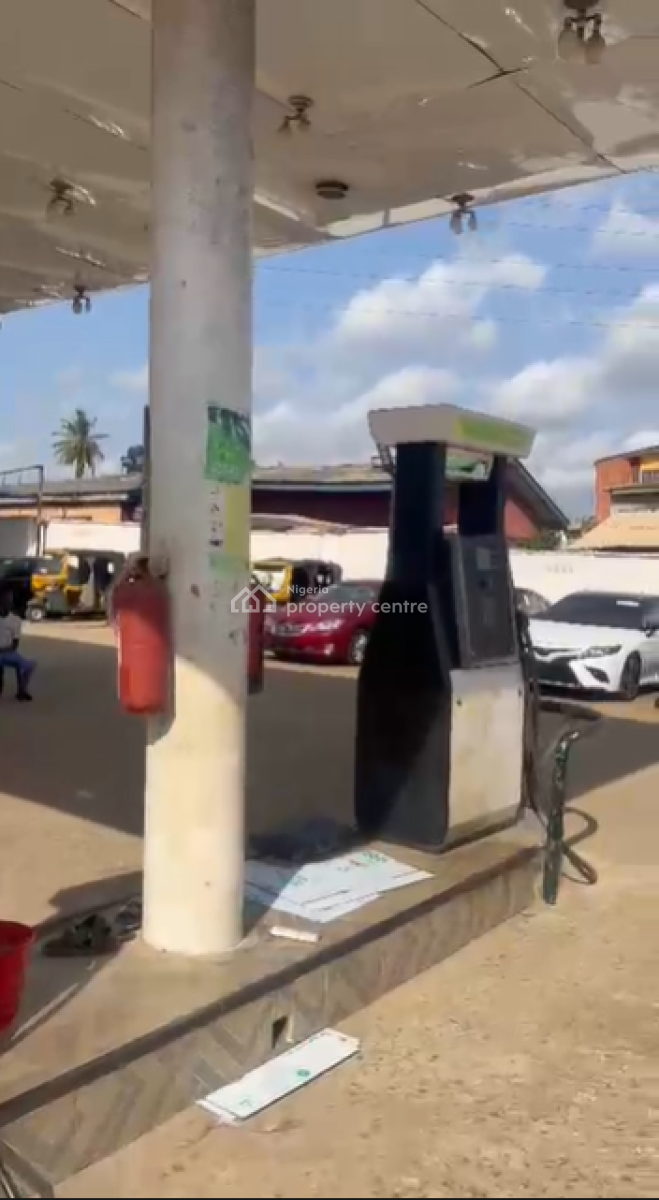 Filling Station Idimu--ejigbo Road Lagos -- 2,100sqm Petrol Station, Idimu-ejigbo Road, Idimu, Lagos, Filling Station for Sale