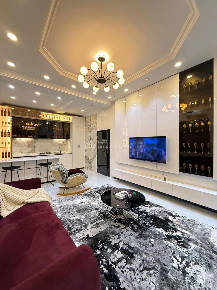 Book This Luxurious 3-bedroom Apartment at Lekki Phase 1, Lekki Phase 1, Lekki, Lagos, Flat / Apartment Short Let