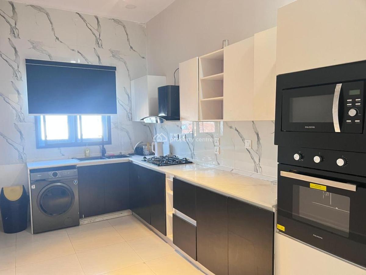 Bell 2 Bedroom Apartment with Pool &gym, Lekki Phase 1, Lekki, Lagos, Flat / Apartment Short Let