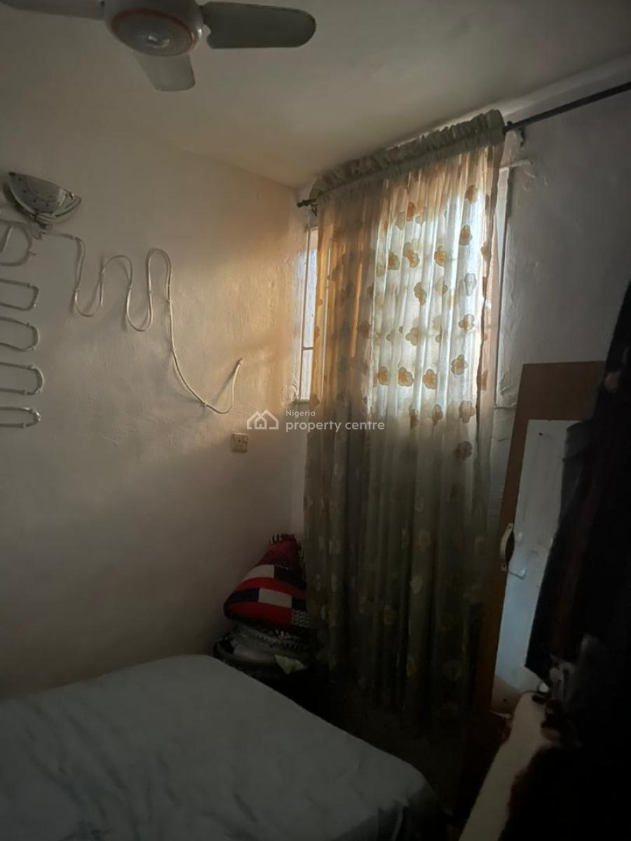 Female Flatmate Needed in a Shared Apartment, Sabo, Yaba, Lagos, Flat / Apartment for Rent