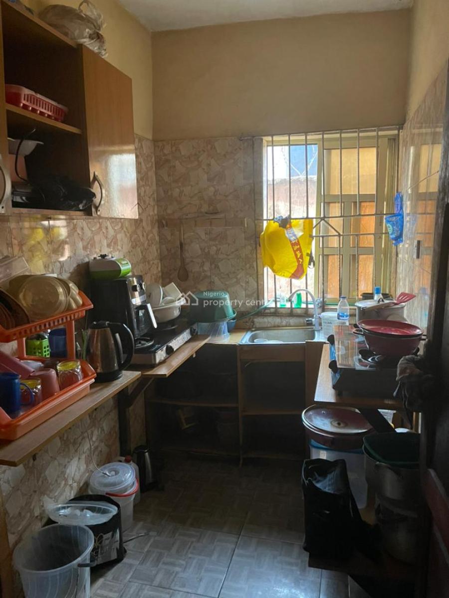 Female Flatmate Needed in a Shared Apartment, Sabo, Yaba, Lagos, Flat / Apartment for Rent