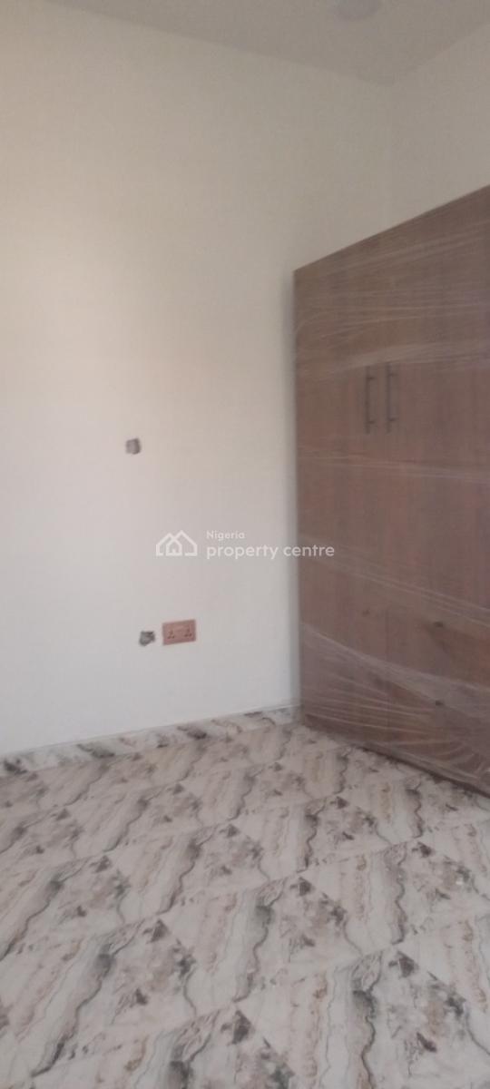 Now Available, Off Mobil Road Ilaje Ajah, Ilaje, Ajah, Lagos, Flat / Apartment for Rent