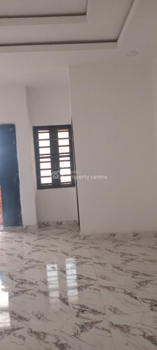 Now Available, Off Mobil Road Ilaje Ajah, Ilaje, Ajah, Lagos, Flat / Apartment for Rent
