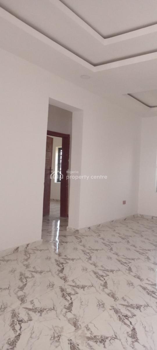 Now Available, Off Mobil Road Ilaje Ajah, Ilaje, Ajah, Lagos, Flat / Apartment for Rent