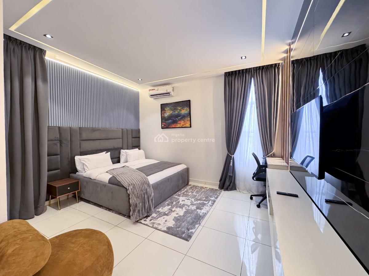 3 Bedroom Upscale Home, Orchid Road, Lekki, Lagos, Terraced Duplex Short Let
