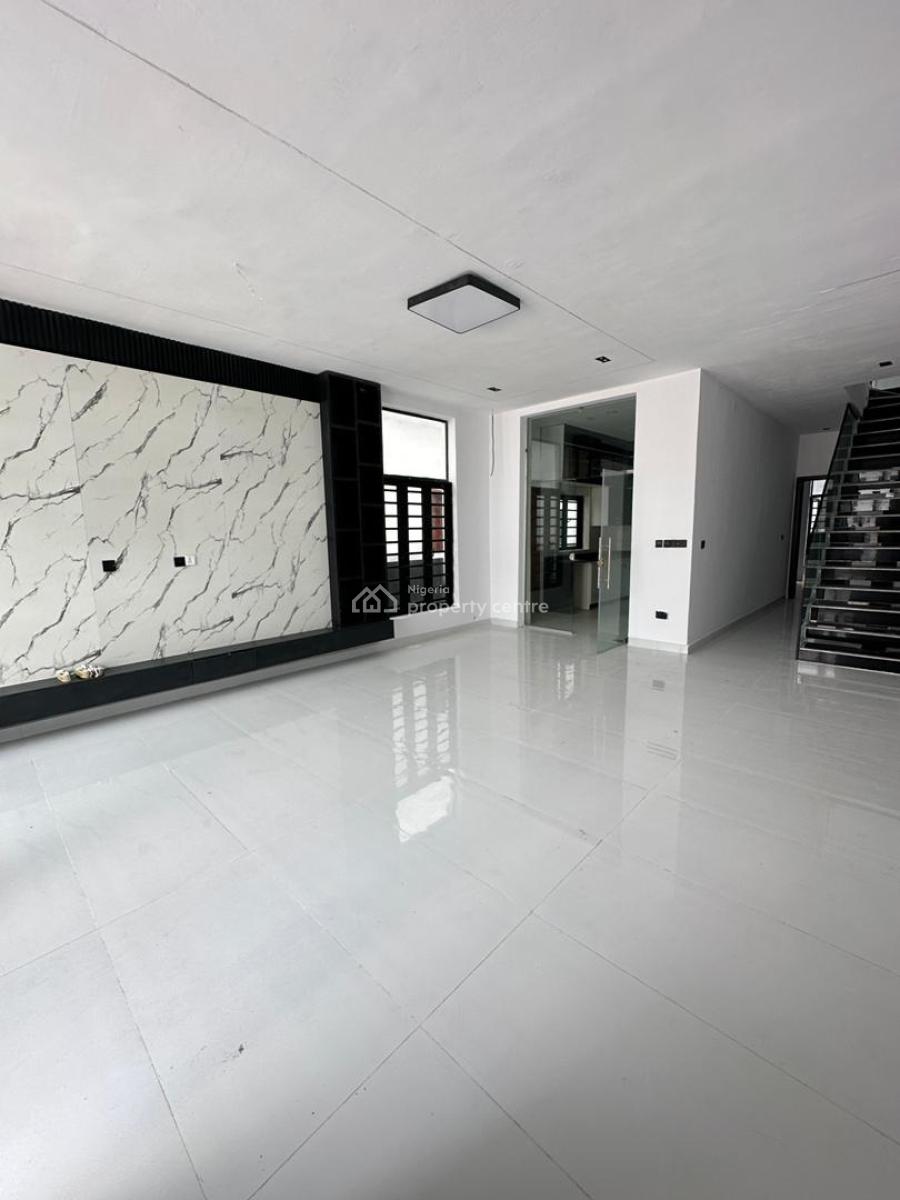 Exquisite Luxury Spacious 4 Bedroom Semi-detached Duplex with Bq, Ikota, Lekki, Lagos, Semi-detached Duplex for Sale