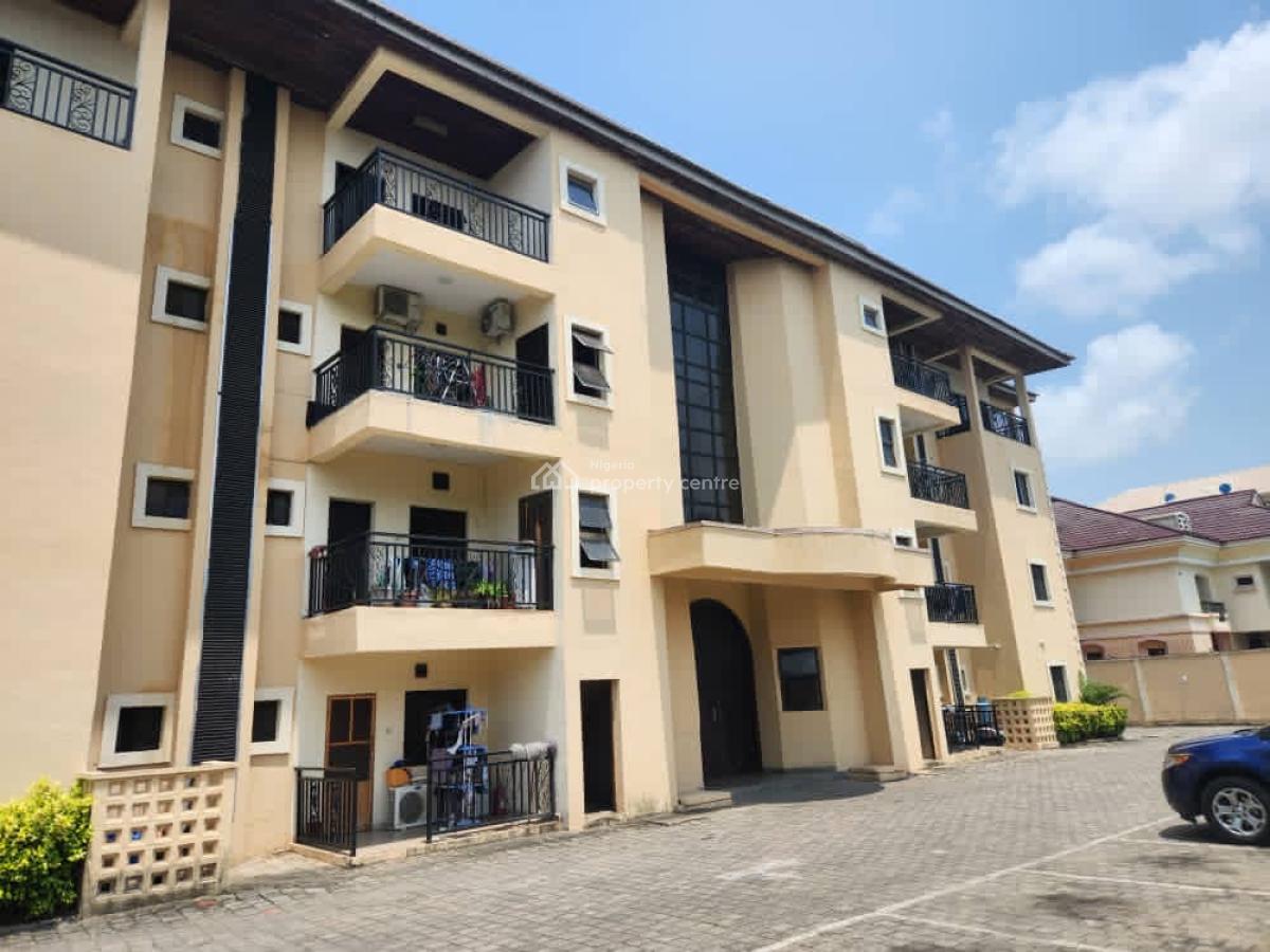 Fully Serviced Luxury 3bedrooms Apartment with Bq, Pool & Lift, Ikoyi, Lagos, Flat / Apartment for Rent