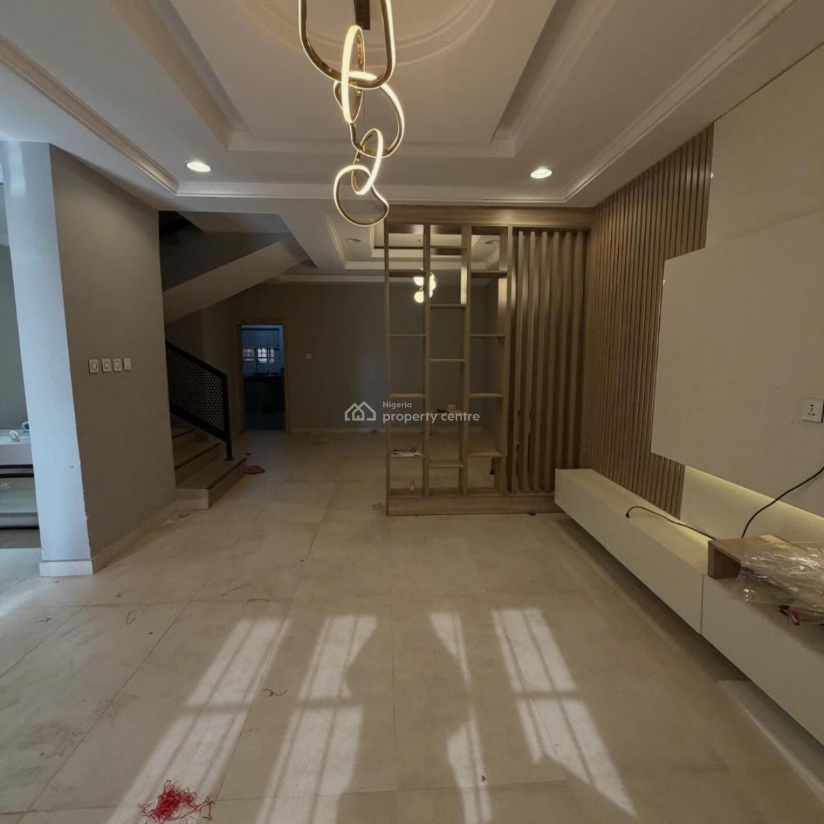 Luxury 4 Bedroom Terrace Duplex with Bq, Guzape District, Abuja, Terraced Duplex for Sale